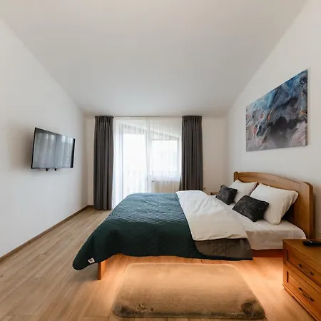 Luxury Apartments Uzhorod Exterior photo