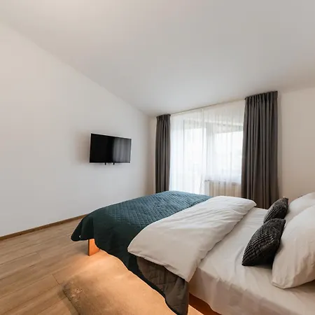 Luxury Apartments Uzhorod Exterior photo