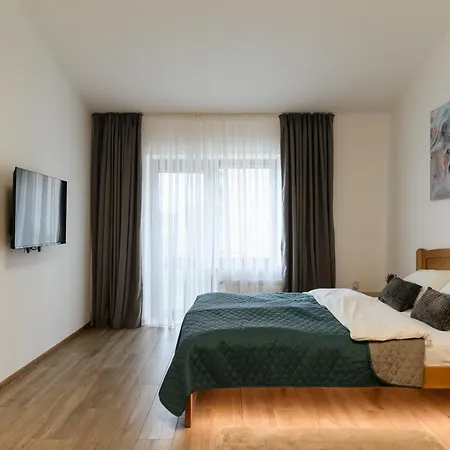 Luxury Apartments Uzhorod Exterior photo