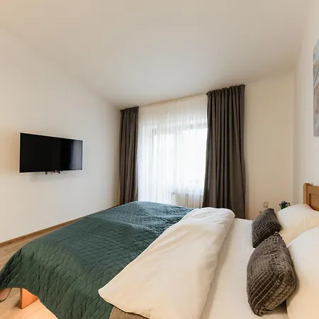 Luxury Apartments Uzhorod Exterior photo